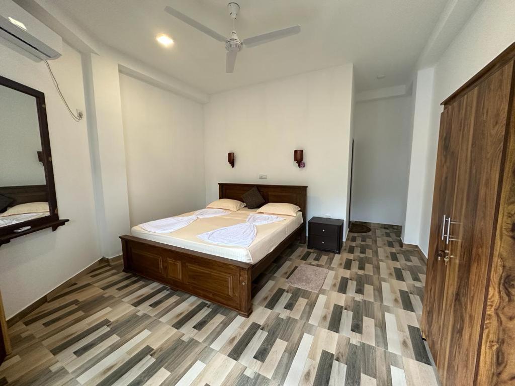Siyon Yula - Guest House 히카두와 외부 사진